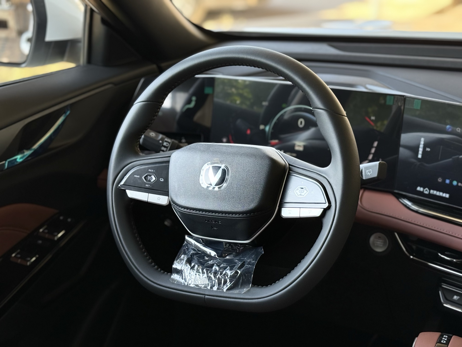 Changan X5 Plus — миниатюра 16