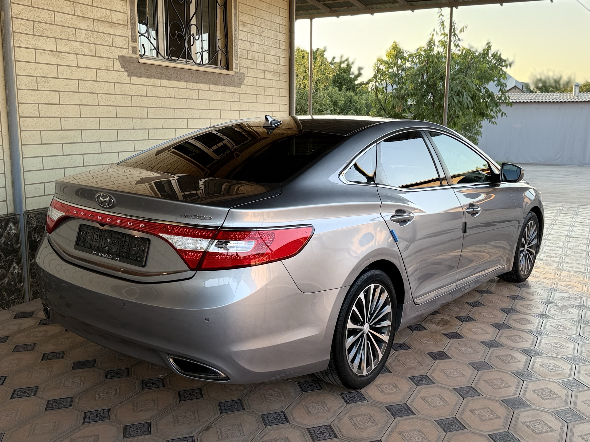 Hyundai Grandeur HG300 — миниатюра 4