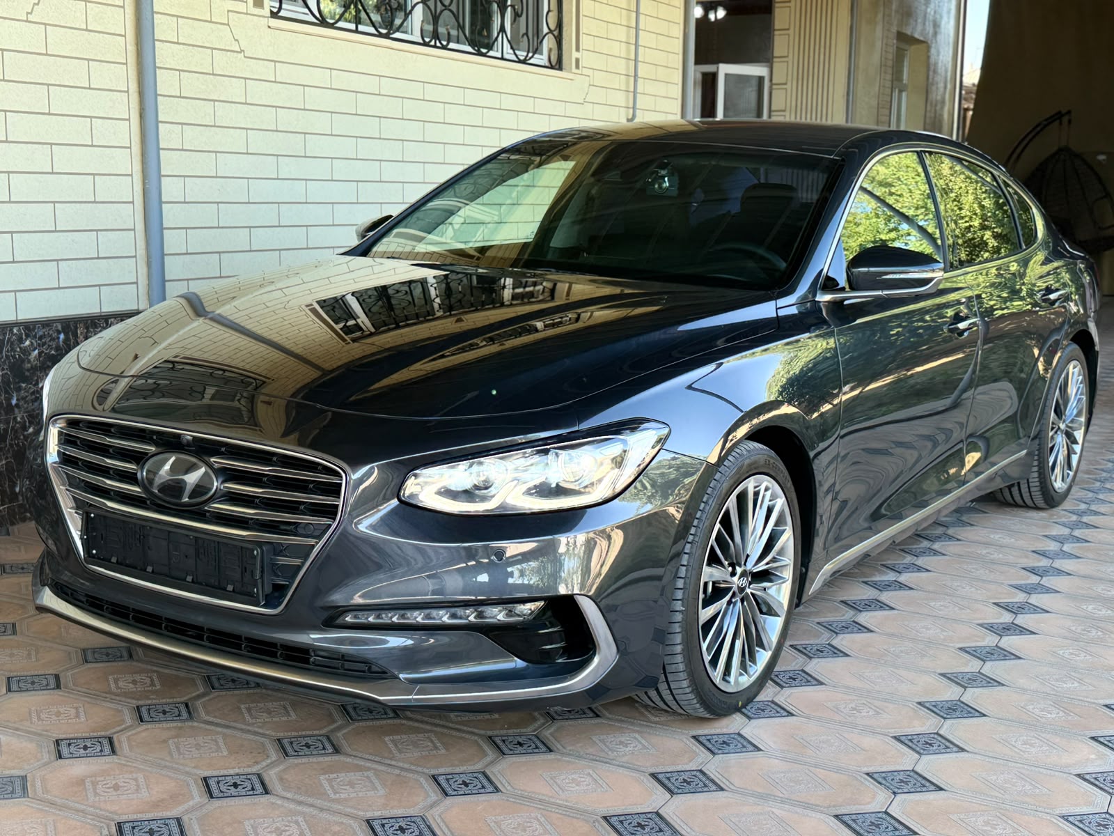 Hyundai Grandeur — миниатюра 3