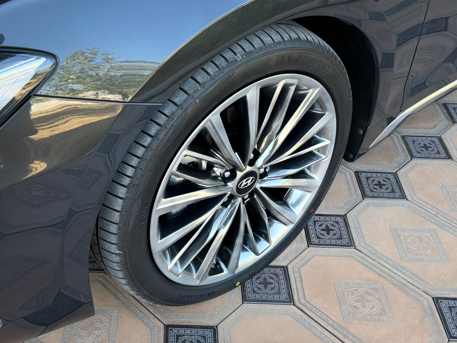 Hyundai Grandeur — миниатюра 5